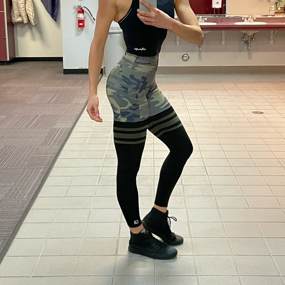 Bombshell Sportswear thigh high camo leggings EUC - worn maybe 4 times